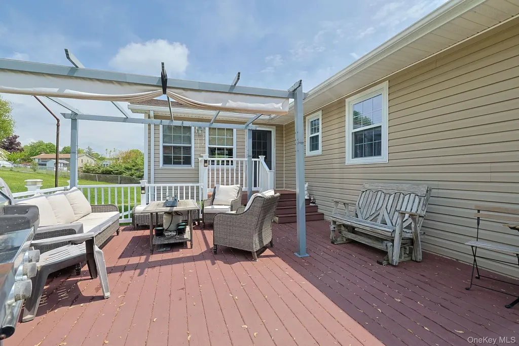 11 Alden Court Fishkill NY 12524