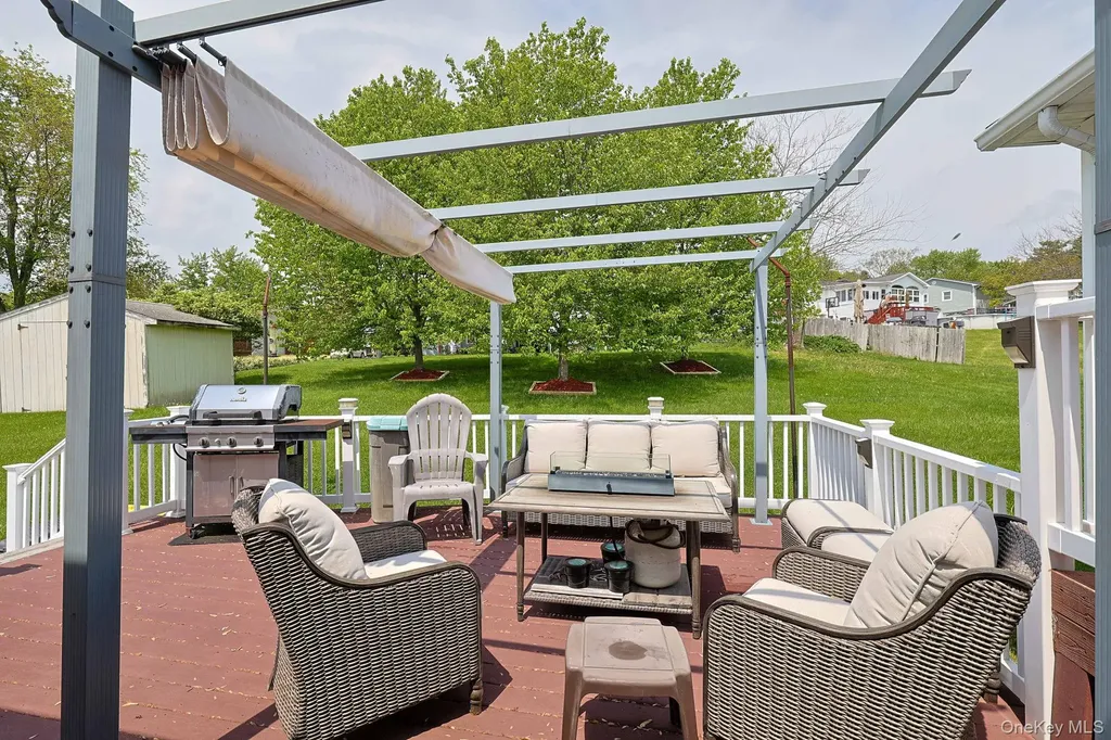 11 Alden Court Fishkill NY 12524