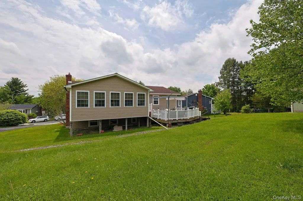 11 Alden Court Fishkill NY 12524