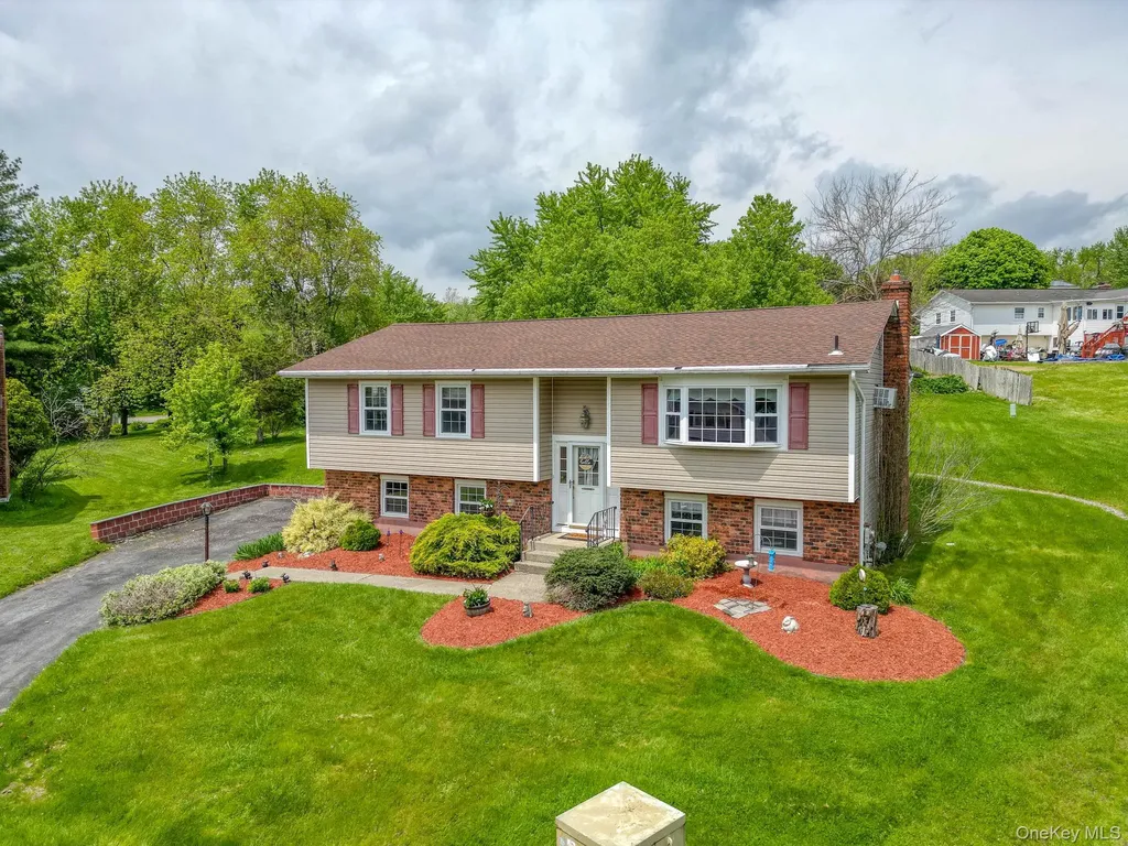 11 Alden Court Fishkill NY 12524