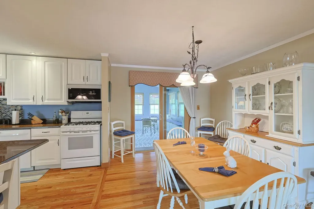 11 Alden Court Fishkill NY 12524