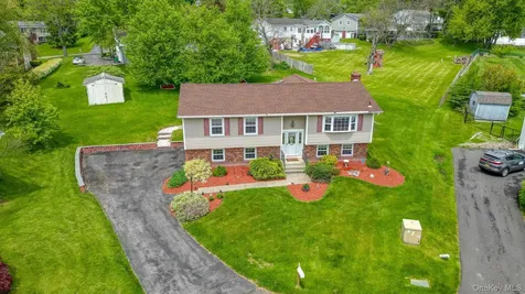 11 Alden Court Fishkill NY 12524