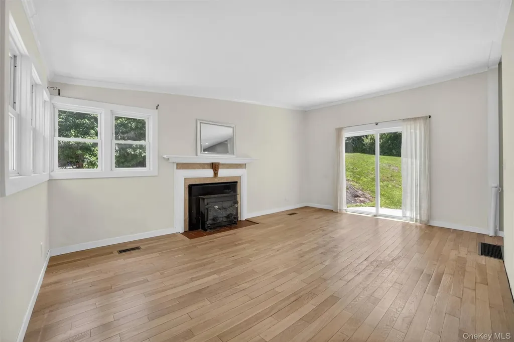 197 Seward Street Buchanan NY 10511