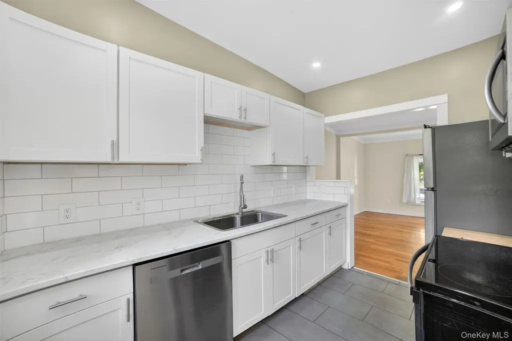 197 Seward Street Buchanan NY 10511
