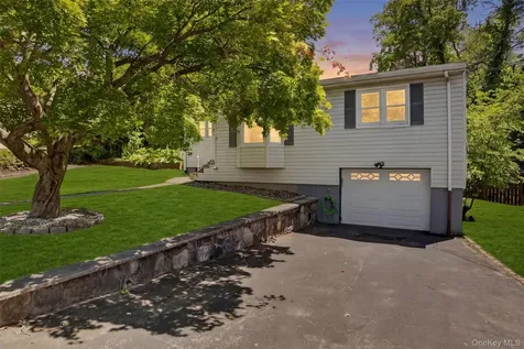 197 Seward Street Buchanan NY 10511