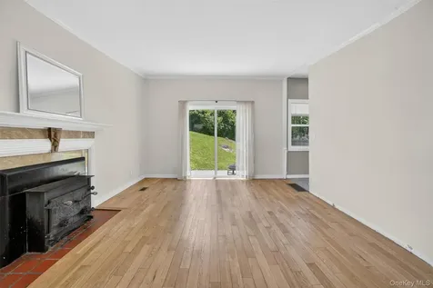 197 Seward Street Buchanan NY 10511