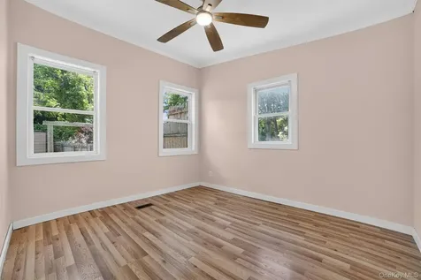 197 Seward Street Buchanan NY 10511