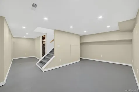 197 Seward Street Buchanan NY 10511