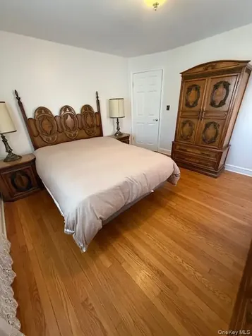71 Catskill Yonkers NY 10704