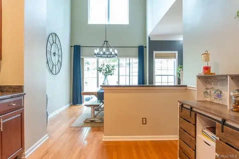 781 Huntington Drive Fishkill NY 12524