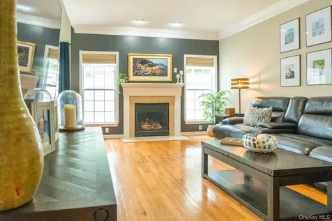 781 Huntington Drive Fishkill NY 12524
