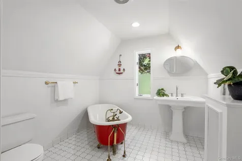 63 Rye Road Rye NY 10580