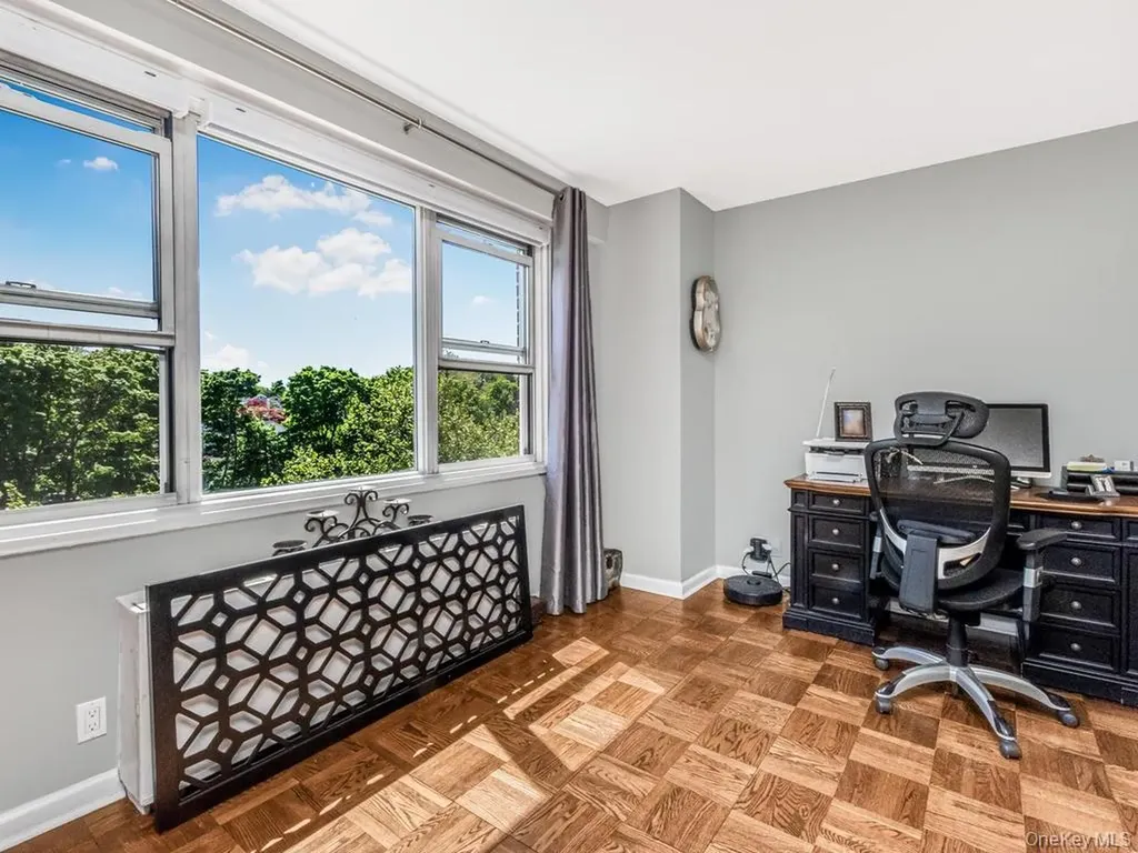250 Garth Road Scarsdale NY 10583