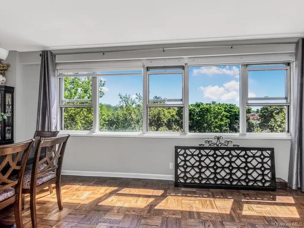 250 Garth Road Scarsdale NY 10583