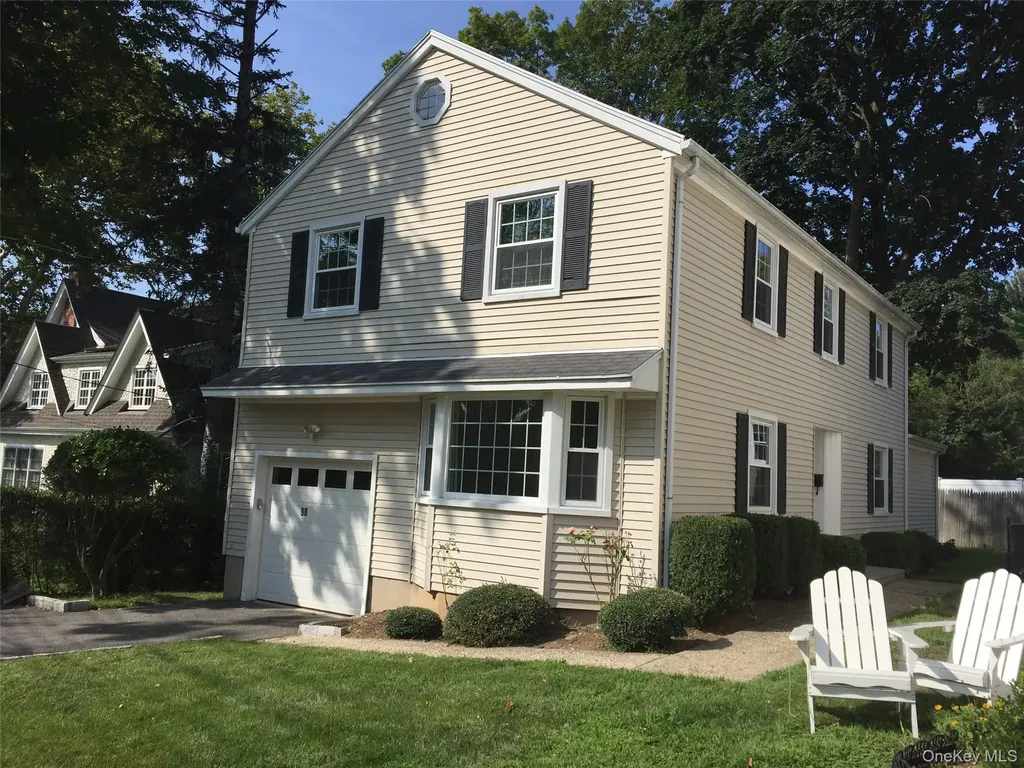 98 Glen Oaks Drive Rye NY 10580