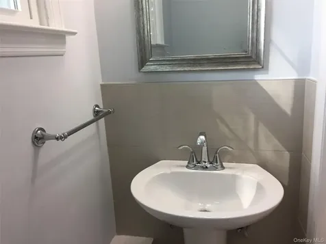 98 Glen Oaks Drive Rye NY 10580