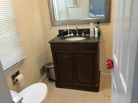 98 Glen Oaks Drive Rye NY 10580