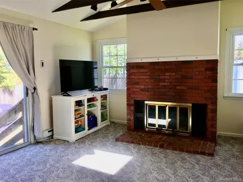 98 Glen Oaks Drive Rye NY 10580