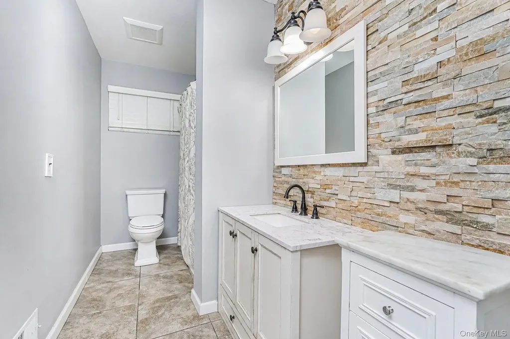 76 Belmar Drive W Staten Island NY 10314