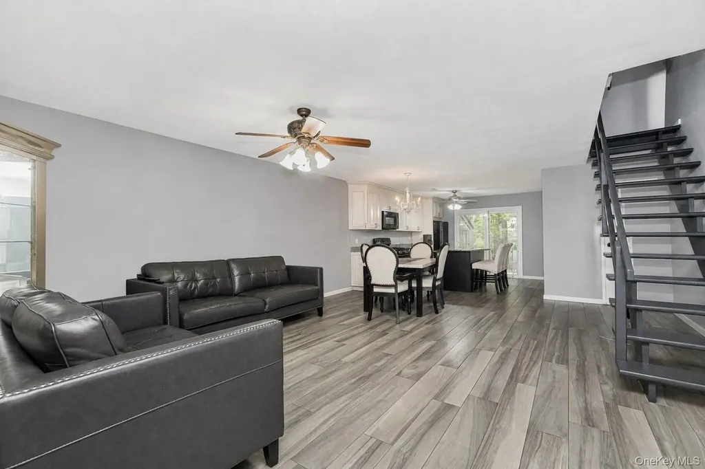 76 Belmar Drive W Staten Island NY 10314