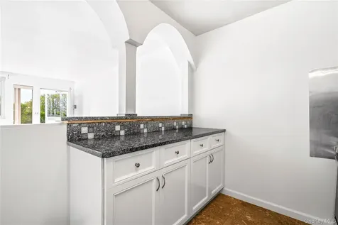 5 Wyndover Woods Lane White Plains NY 10603