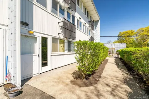 5 Wyndover Woods Lane White Plains NY 10603