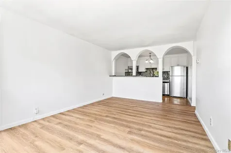 5 Wyndover Woods Lane White Plains NY 10603