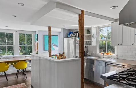 28 Bowden Square Southampton NY 11968