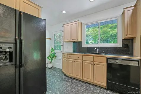 24 Virginia Lane Thornwood NY 10594