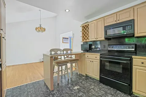 24 Virginia Lane Thornwood NY 10594