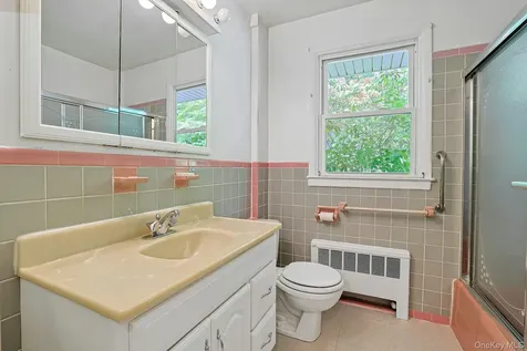24 Virginia Lane Thornwood NY 10594