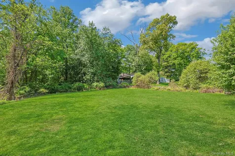 24 Virginia Lane Thornwood NY 10594