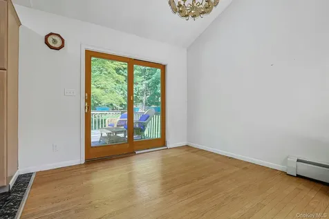 24 Virginia Lane Thornwood NY 10594