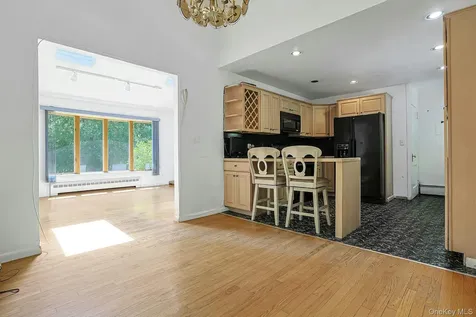 24 Virginia Lane Thornwood NY 10594