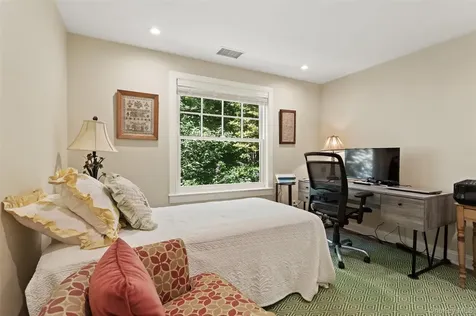 9 South Road Katonah NY 10536