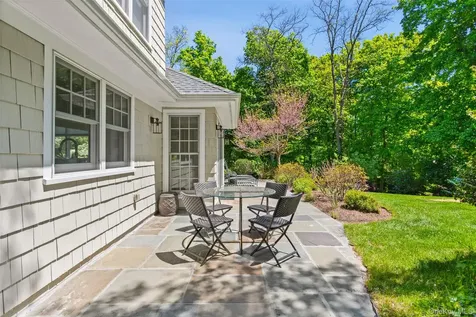 9 South Road Katonah NY 10536