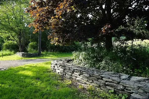 762 Tower Hill Road Millbrook NY 12545