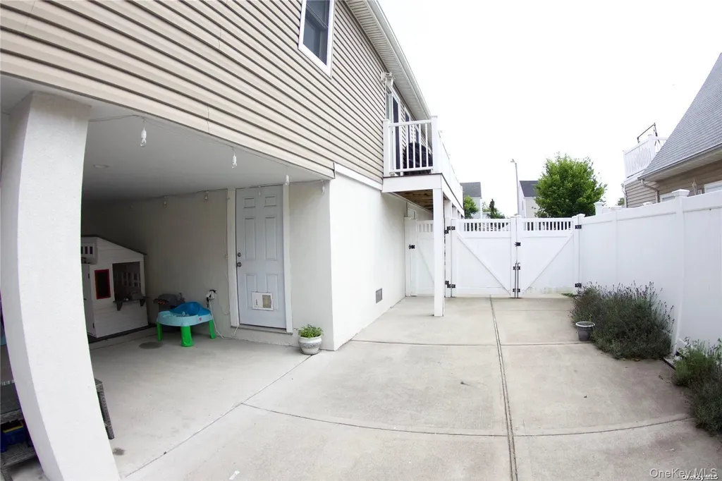 439 Market E Long Beach NY 11561