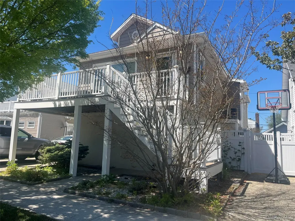 439 Market E Long Beach NY 11561
