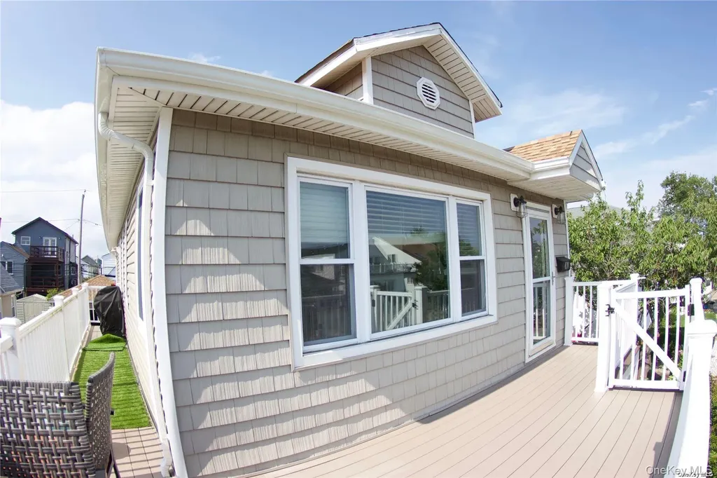 439 Market E Long Beach NY 11561