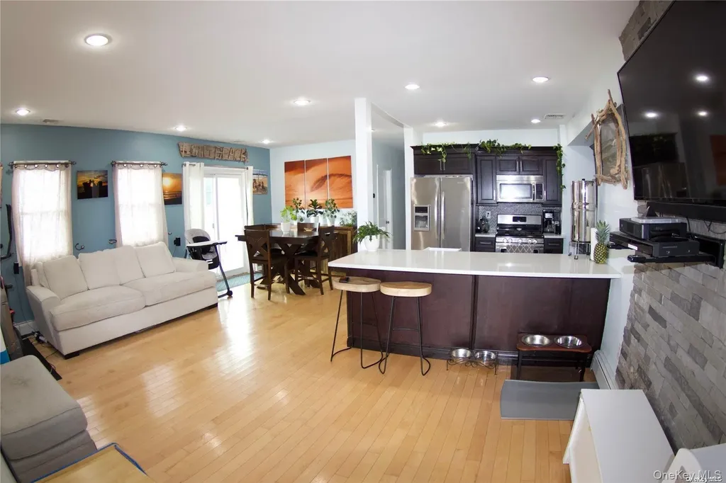 439 Market E Long Beach NY 11561