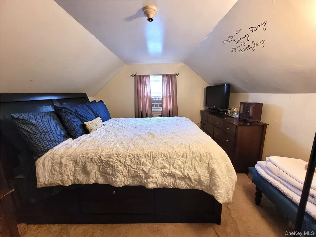 44 Circle Drive Hempstead NY 11550