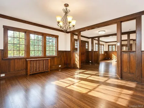 1 Edgehill Road Glen Cove NY 11542