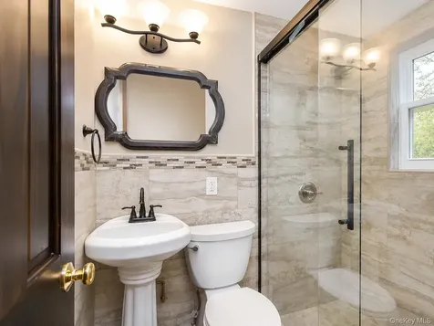 1 Edgehill Road Glen Cove NY 11542