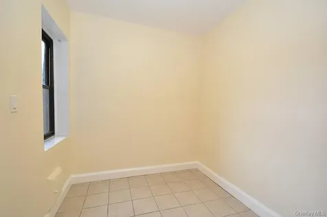 120 Stonelea Place New Rochelle NY 10801
