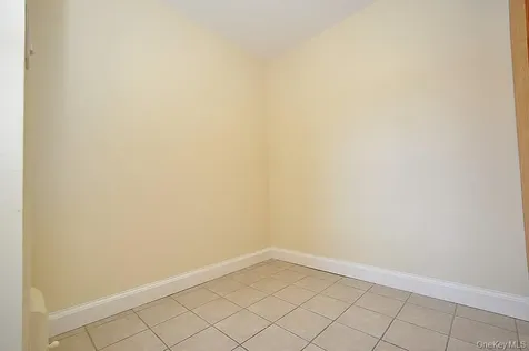 120 Stonelea Place New Rochelle NY 10801