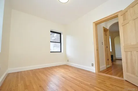 120 Stonelea Place New Rochelle NY 10801