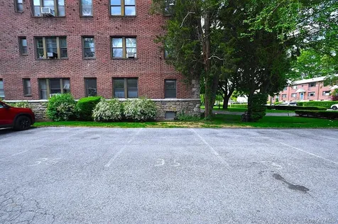 120 Stonelea Place New Rochelle NY 10801