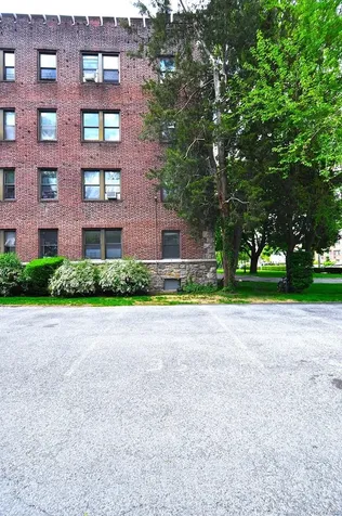 120 Stonelea Place New Rochelle NY 10801
