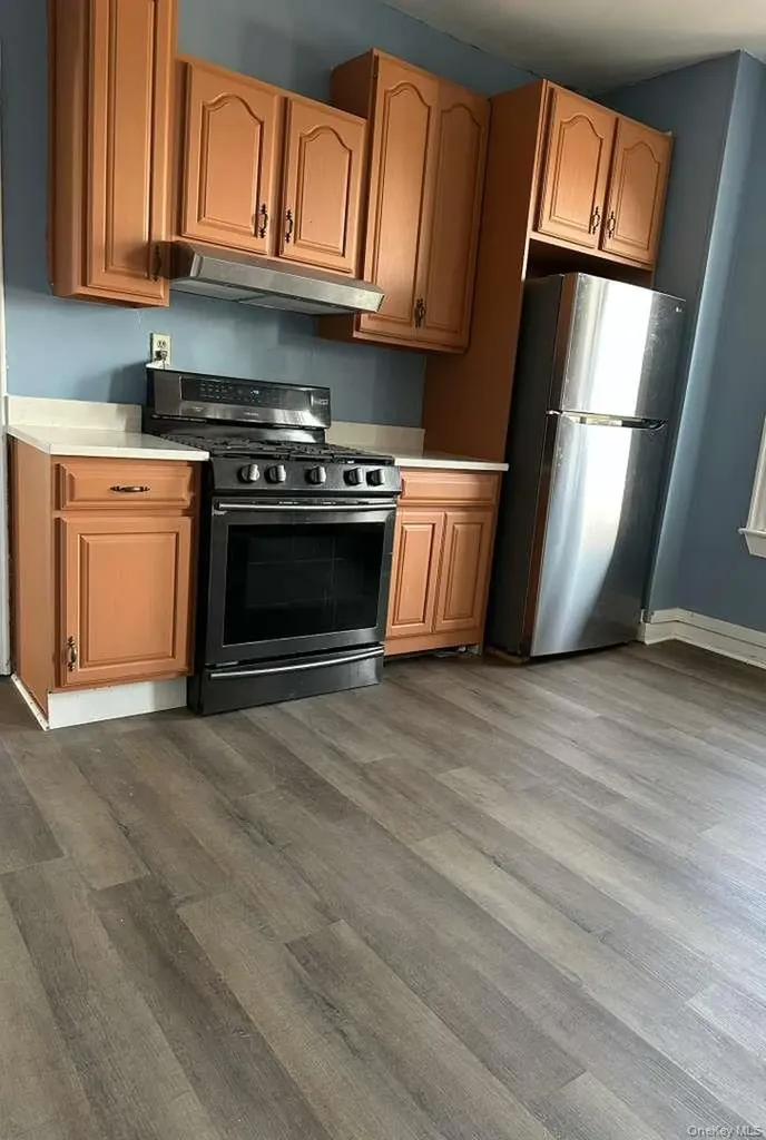 1577 Park Avenue Bridgeport CT 06604